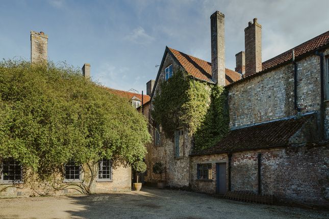 Narborough Hall_39.Jpg