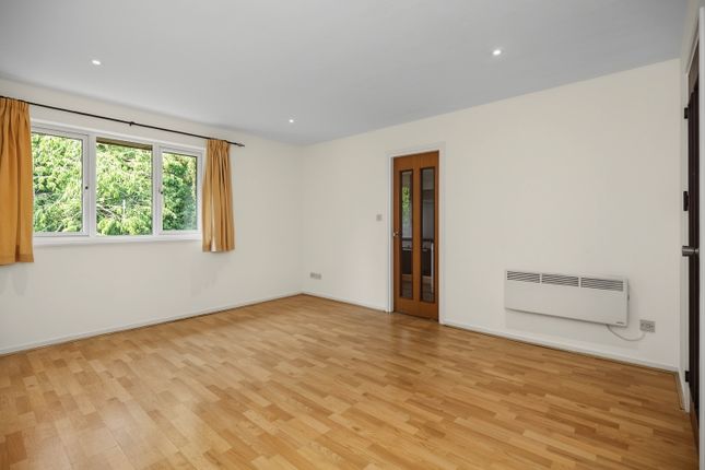 28, Spenlove Close, Abingdon photo 3