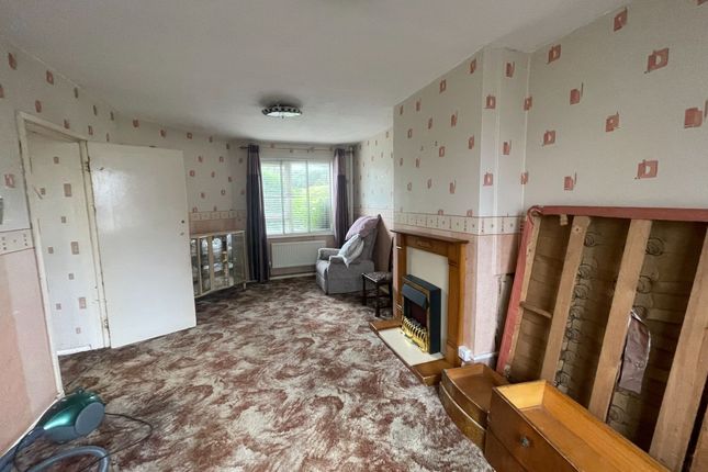 2 Mossack Avenue, Manchester photo 5