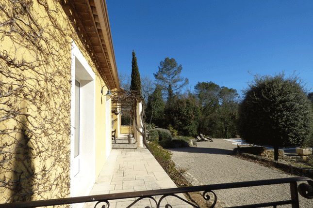 Villa for sale in St Paul En Foret, Var Countryside (Fayence, Lorgues, Cotignac), Provence - Var