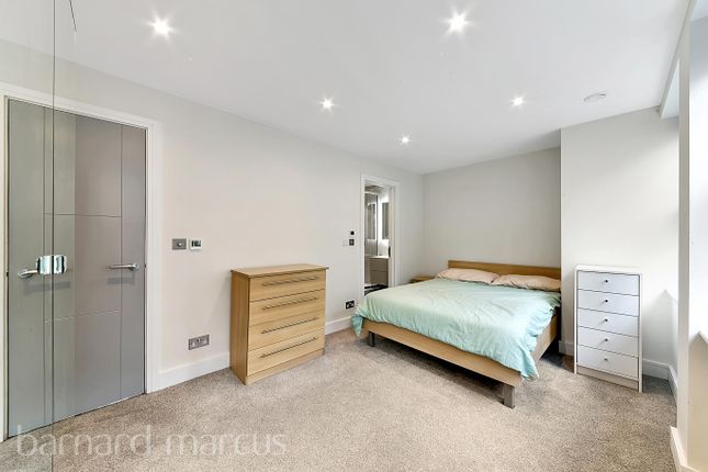 Flat 15, Walpole Court, Ealing Green, Ealing photo 5