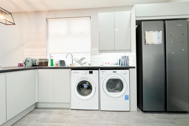 91, Malefant Street, Cardiff photo 4