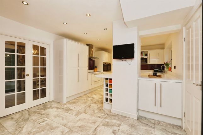 14, Orchid Way, SHEFFIELD photo 4