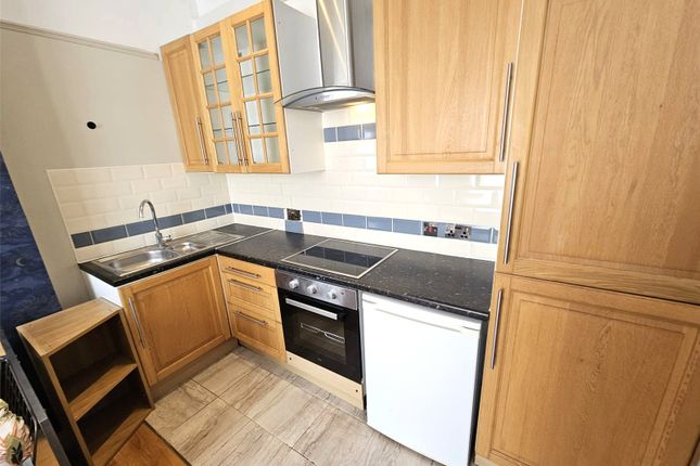 Flat 2, 71, Musters Road, Nottingham photo 4