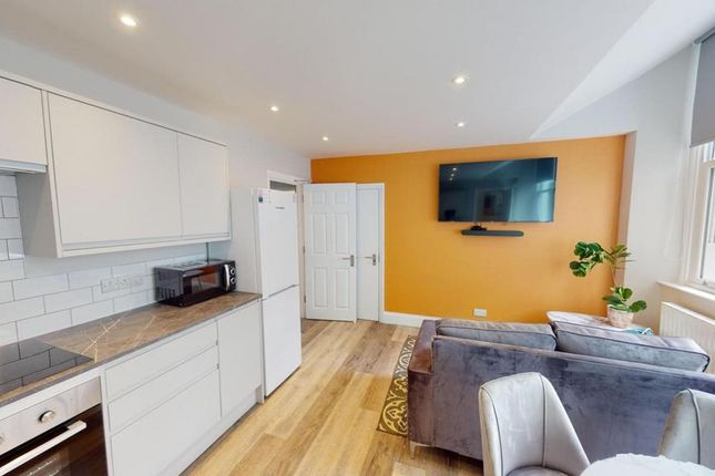 Thumbnail Flat to rent in Saint Nicholas Street, Bristol