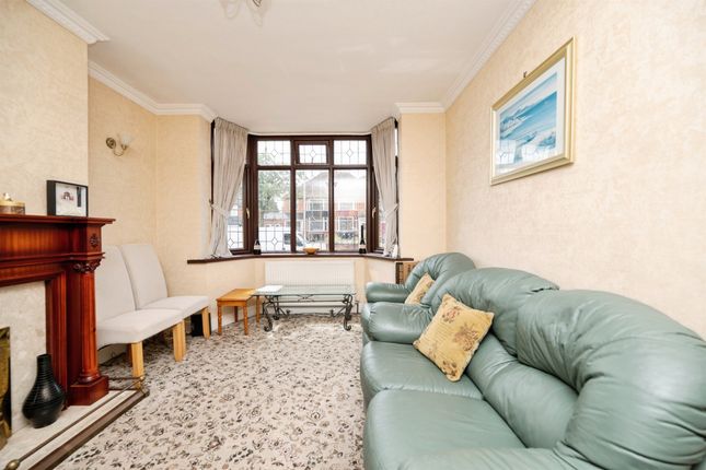 14, Yateley Avenue, Birmingham photo 4