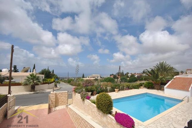 Bungalow for sale in Tala, Paphos, Cyprus