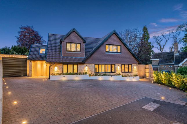5, Ashwood, Warlingham photo 2
