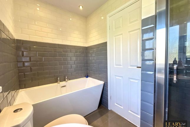 71 Windsor Drive, Sunderland photo 4