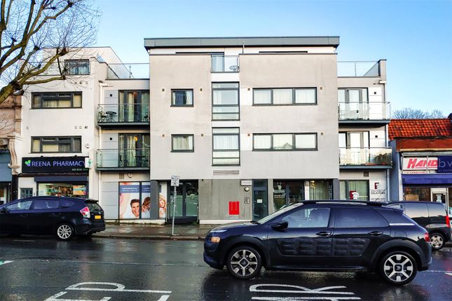Thumbnail Flat to rent in Olympian Court, 214 Regents Park Road, Finchley, London