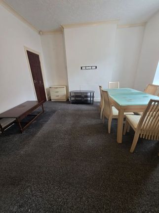 10 Tennis Street, Burnley photo 2