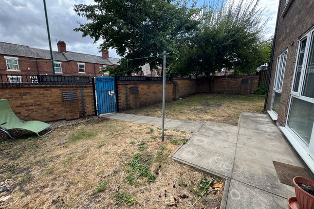 2, Sherwin Walk, Nottinghamshire photo 5