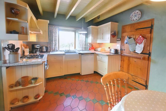 Cottage for sale in St. Florence, Tenby