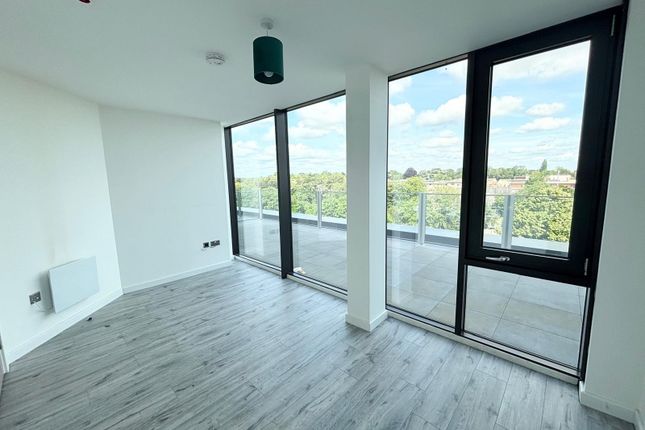 Flat 105, Milton Keynes photo 4
