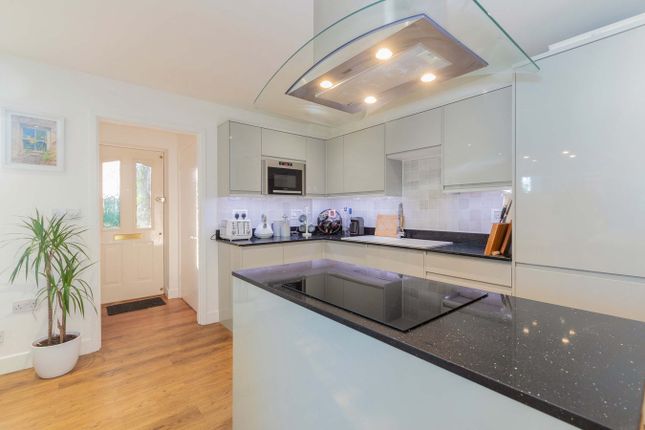 43, Huntington Place, Langley photo 2
