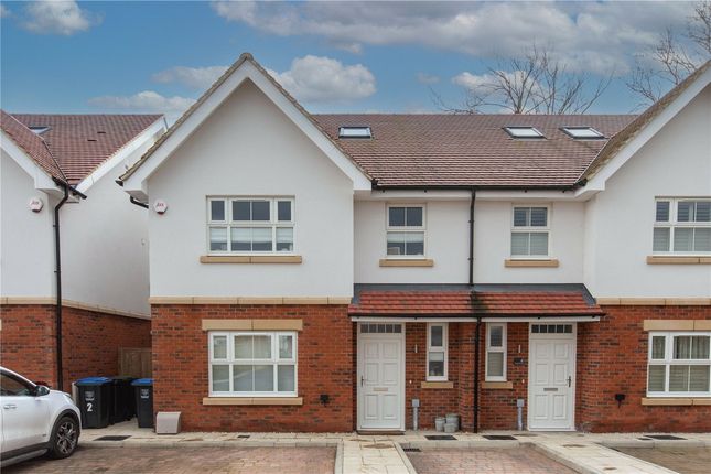 Semi-detached house to rent in Rosecroft Close, Bovingdon, Hemel Hempstead, Hertfordshire HP3