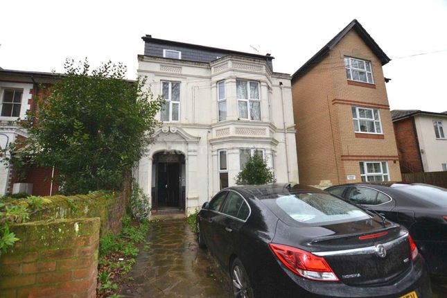 Thumbnail Flat to rent in London Road, Reading