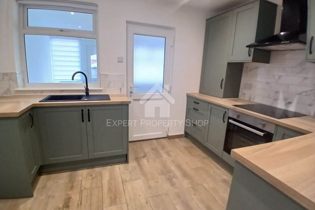 39, Gateford Rise, Worksop photo 2