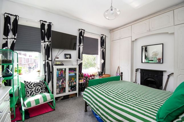 23 Alexandra Road, Manchester photo 4