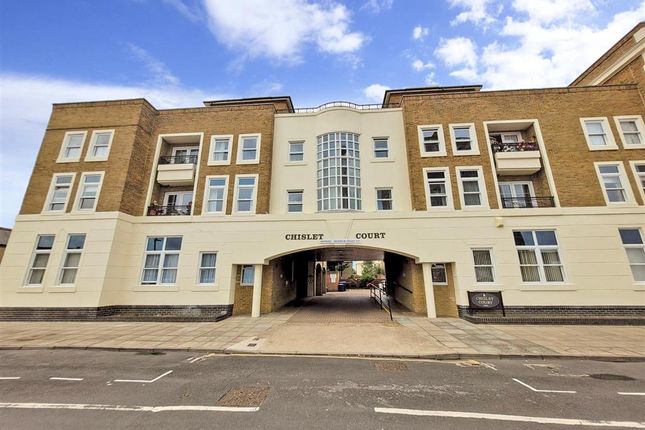 1 bed flat for sale in Pier Avenue, Herne Bay, Kent CT6