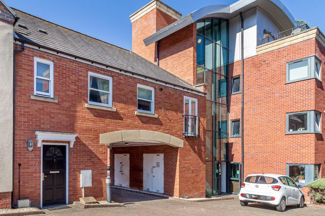2 bed flat for sale in Diglis Court, Diglis Road, Worcester WR5