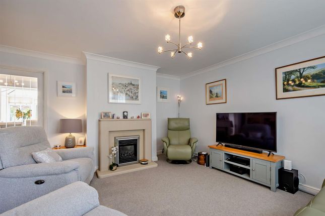 9, Belmont Close, Maidstone photo 4