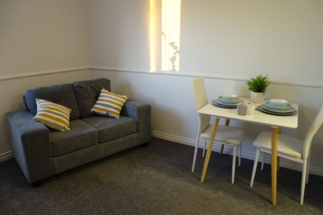 Flat to rent in Navigation Point, Hartlepool