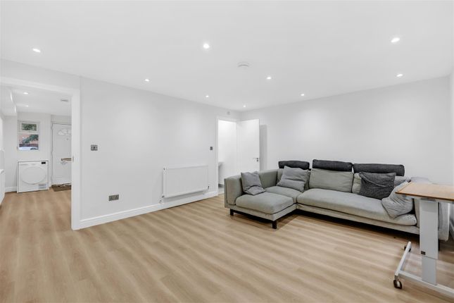 50A, Rectory Square, London photo 2