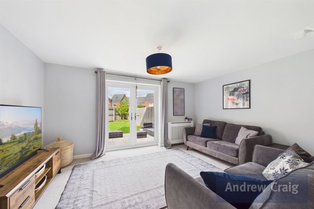12 Hutchinson Court, Dinnington photo 2