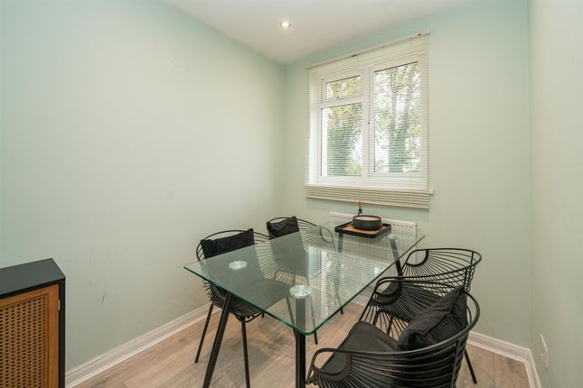 26, Bassil Road, Hemel Hempstead photo 4