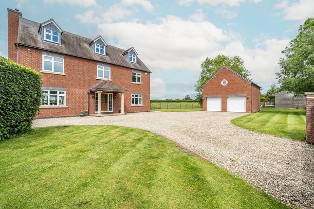 Thumbnail Detached house for sale in Marsh Green, Telford