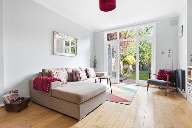 24A, Alexandra Park Road, London photo 4