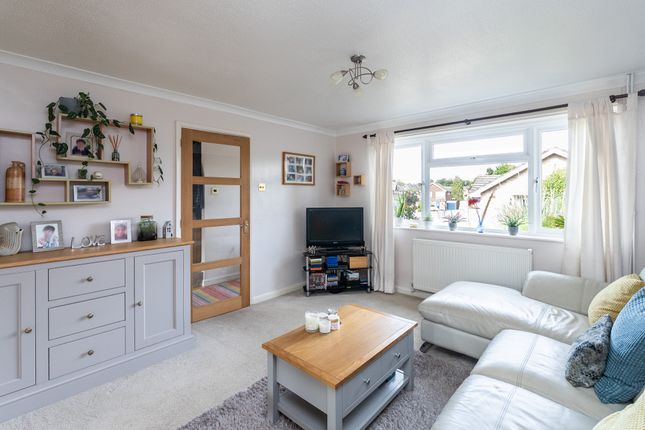 10, Leith Grove, Dorking photo 3