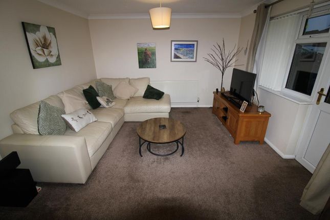 16, Withycombe, Milton Keynes photo 2