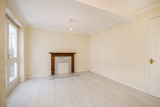 11, Claypatch Road, Wyesham, Monmouth photo 4