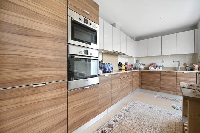 497 Bromyard House,, Bromyard Avenue, London photo 4