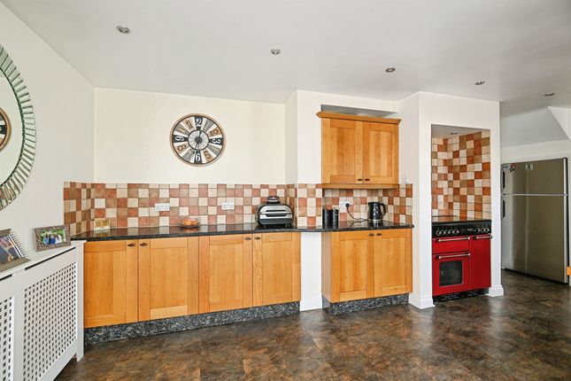 44, Homewood Avenue, Sittingbourne photo 3