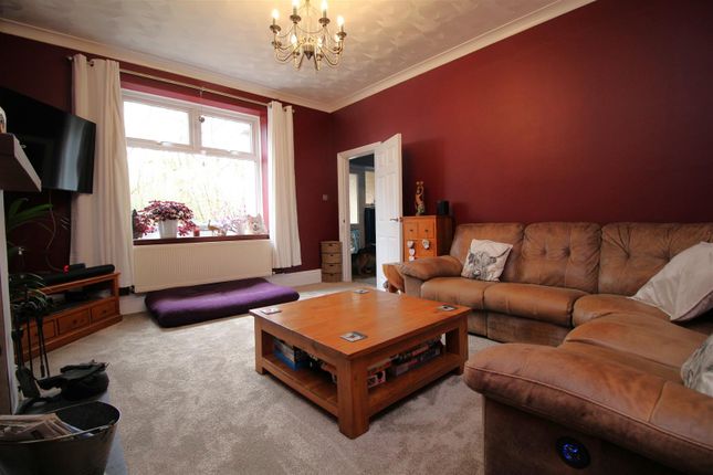 29, Forest End, Newport photo 4