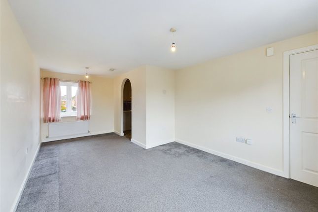 Flat for sale in Wentworth Close, Gainsborough, Lincolnshire
