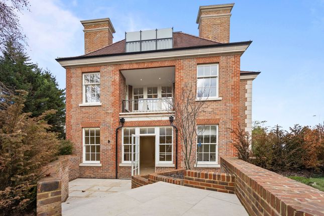 3-bed flat on The Bishops Avenue, The Bishops Avenue, London, £3,250,000