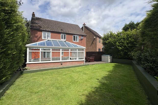 14, Emerald Drive, Oldham photo 2