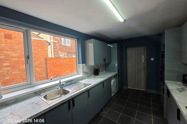 5, Somerscales Street, Hull photo 3