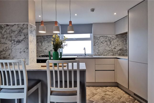 5, 55, High Road, WILLESDEN photo 3