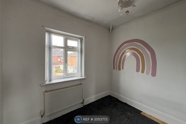 Semi-detached house to rent in Fairway, Manchester