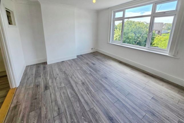 Flat 2, 43, Marmion Road, SOUTHSEA photo 2