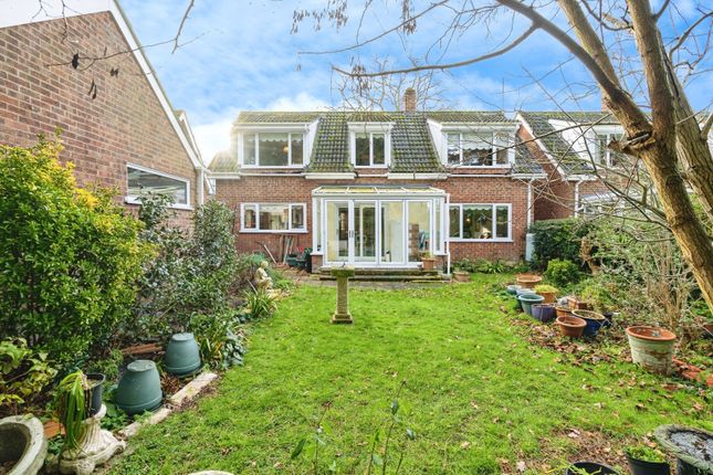 7, Grange Close, Ludham photo 3