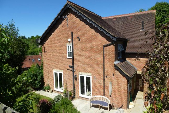 Thumbnail Detached house to rent in Longdene Road, Haslemere