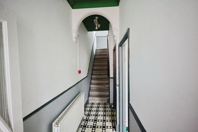 32, Waldron Street, Bishop Auckland photo 2