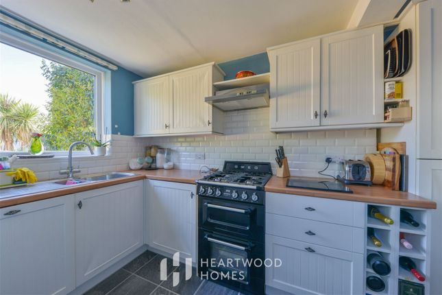 Terraced house for sale in Boundary Road, St. Albans
