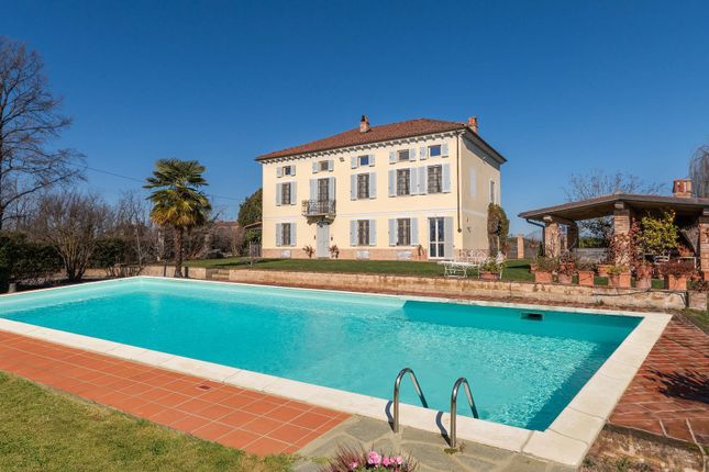 Villa for sale in Cascina Moncervetto, Altavilla Monferrato, Piemonte